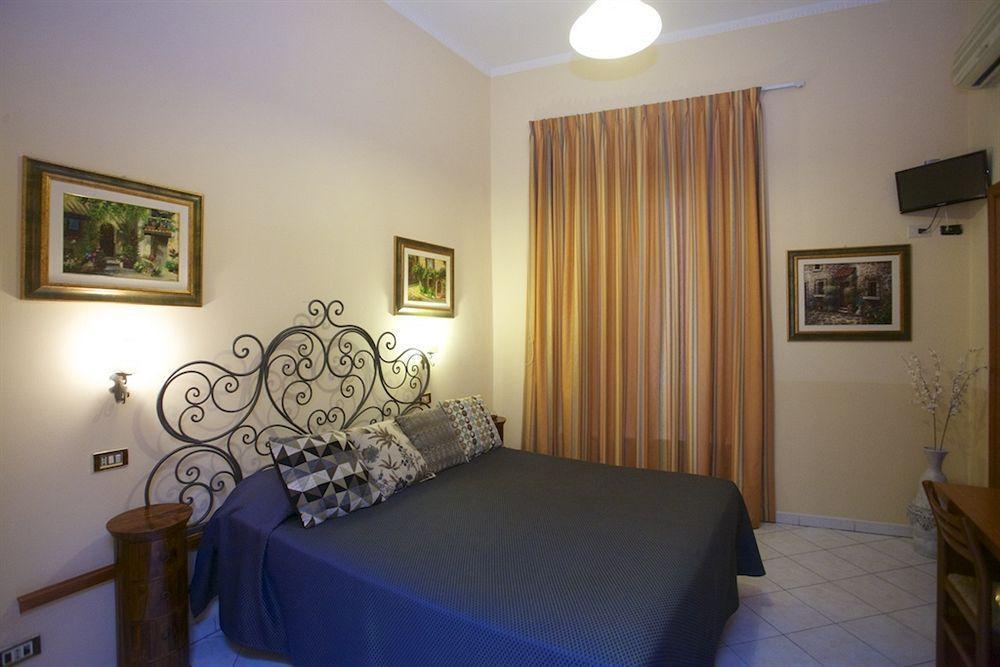 Nicolas Inn Ρώμη Εξωτερικό φωτογραφία